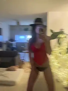 Snapshot of Deborahoff chatting on December 2025 07:28:02 PM Deborahoff online show from December 2025 07:28:02 PM