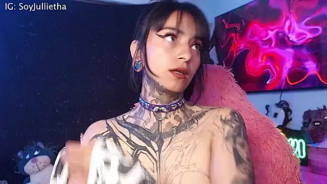 Julls420  online show from February 2026 03:36:01 AM