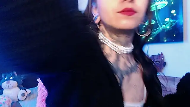 Julls420  online show from February 2026 06:08:02 AM