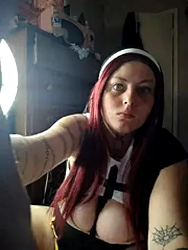 SpiderRose online show from April 2026 05:52:02 PM