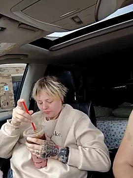 SpiderRose online show from March 2026 04:03:02 PM