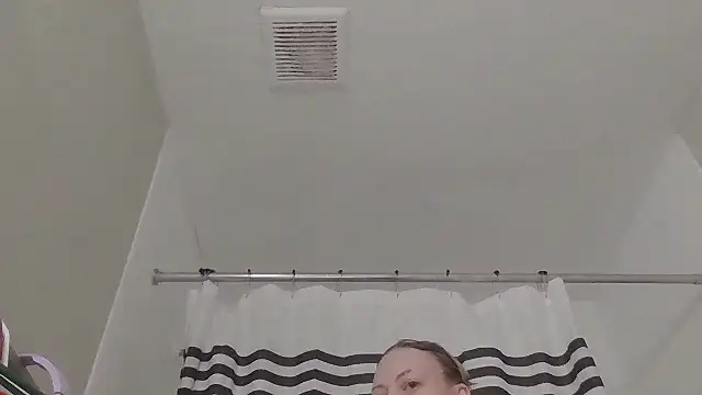 SpiderRose online show from February 2026 05:15:01 AM