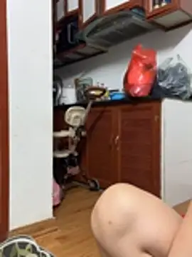 Snapshot of Hello_honey chatting on June 2026 04:45:02 PM Hello honey online show from June 2026 04:45:02 PM