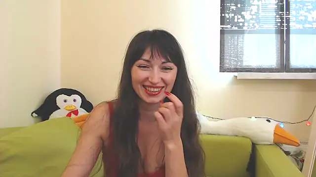 Snapshot of RosiAlina chatting on December 2025 12:11:01 PM RosiAlina online show from December 2025 12:11:01 PM