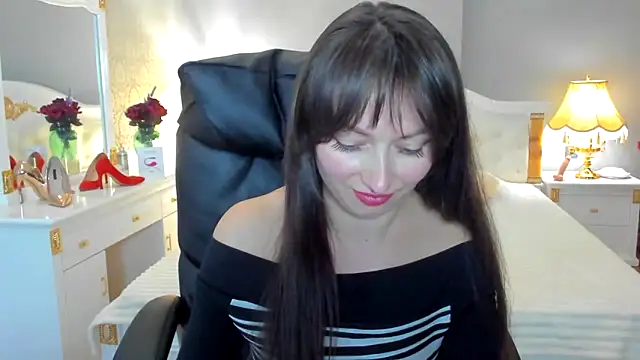 Snapshot of RosiAlina chatting on May 2026 06:39:01 AM RosiAlina online show from May 2026 06:39:01 AM