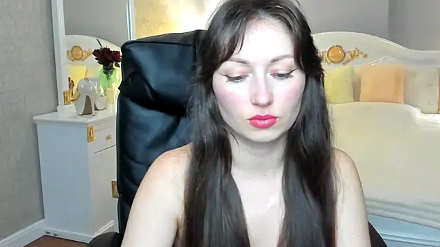 Snapshot of RosiAlina chatting on May 2026 06:37:02 AM RosiAlina online show from May 2026 06:37:02 AM