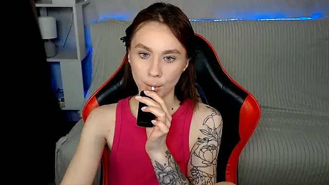 MiaBun1 online show from January 2026 12:45:02 PM