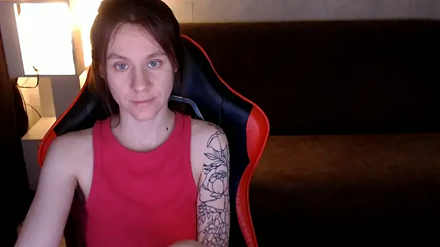 MiaBun1 online show from December 2025 01:14:02 PM