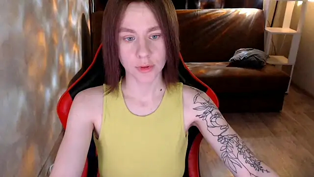 Snapshot of MiaBun1 chatting on December 2025 04:17:02 AM MiaBun1 online show from December 2025 04:17:02 AM