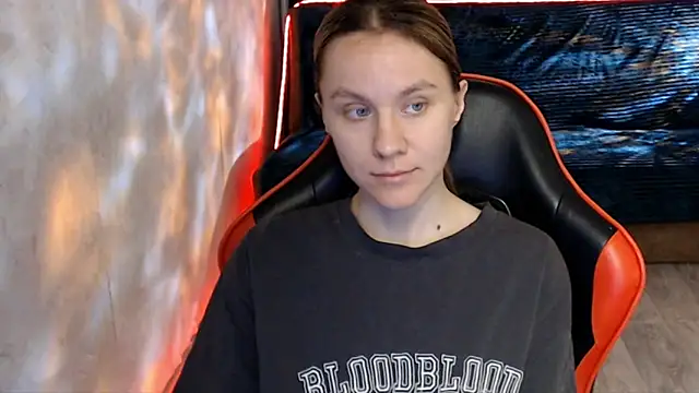 MiaBun1 online show from June 2026 02:55:02 AM