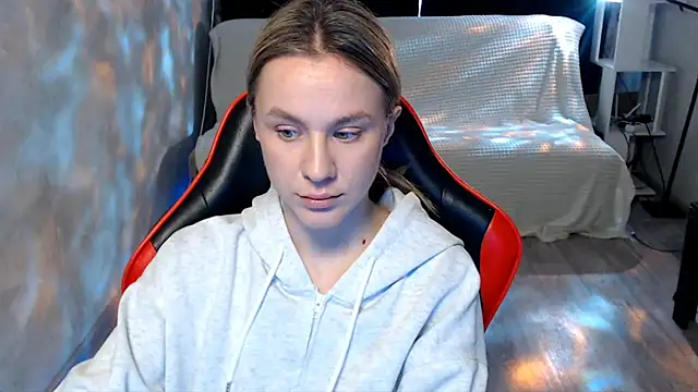 MiaBun1 online show from March 2026 03:47:02 AM