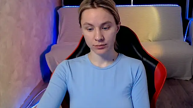 MiaBun1 online show from April 2026 03:22:01 AM