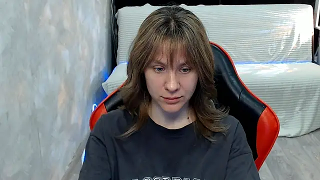 MiaBun1 online show from May 2026 03:28:02 AM