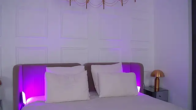 AnnaRow online show from February 2026 03:28:01 AM