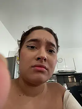 Snapshot of Emily_Jonness_ chatting on December 2025 11:27:01 AM Emily Jonness online show from December 2025 11:27:01 AM