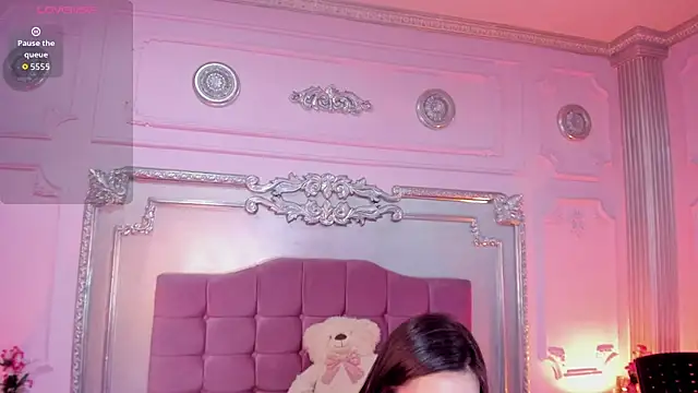 Sabrina Cutte online show from February 2026 03:28:01 AM