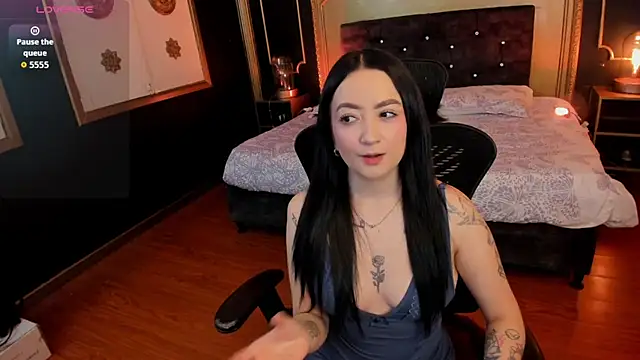 Sabrina Cutte online show from May 2026 03:27:02 AM
