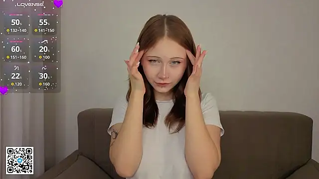 Snapshot of EvaaAnderson chatting on February 2026 05:05:02 AM EvaaAnderson online show from February 2026 05:05:02 AM