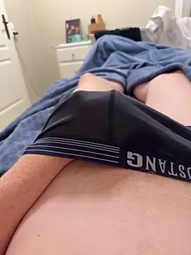 Snapshot of angei094 chatting on February 2026 05:35:01 PM angei094 online show from February 2026 05:35:01 PM