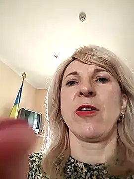 AhlyssaLove1155 online show from May 2026 09:08:01 AM