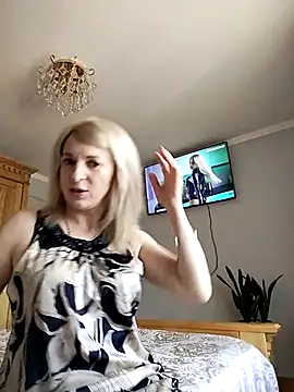 AhlyssaLove1155 online show from June 2026 03:50:02 PM