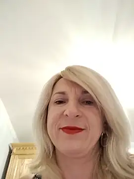 AhlyssaLove1155 online show from July 2026 08:28:01 PM