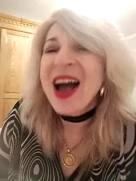 AhlyssaLove1155 online show from February 2026 06:32:02 PM