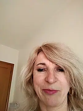 AhlyssaLove1155 online show from March 2026 12:40:01 PM