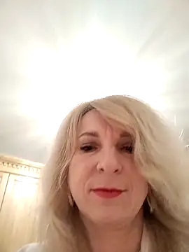 AhlyssaLove1155 online show from March 2026 05:40:01 PM