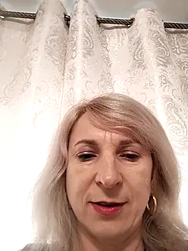 AhlyssaLove1155 online show from April 2026 02:33:01 PM