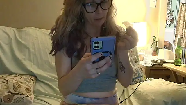 blondebombshell4343 online show from December 2025 11:10:01 PM