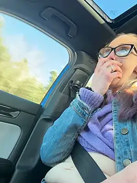 blondebombshell4343 online show from December 2025 05:55:02 PM