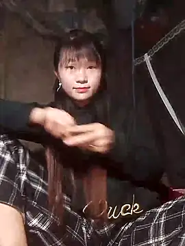 hinata-xx online show from December 2025 11:32:01 AM