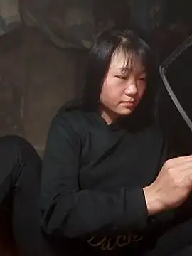 hinata-xx online show from December 2025 03:48:01 PM