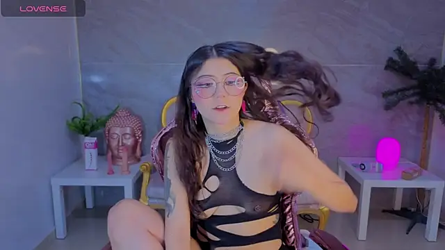 miss devil s online show from March 2026 08:20:02 PM