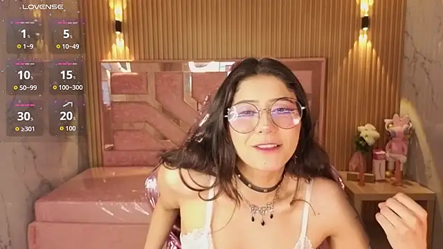 miss devil s online show from March 2026 03:12:01 AM