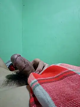 Snapshot of Sqinny_Teen chatting on December 2025 06:45:02 PM Sqinny Teen online show from December 2025 06:45:02 PM