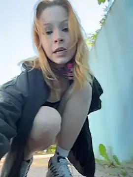  Little Ginger online show from June 2026 04:40:02 AM