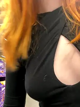  Little Ginger online show from December 2025 04:01:01 AM