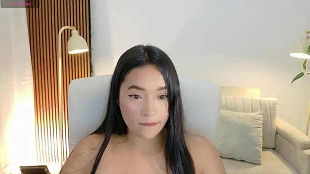 Snapshot of IAM__ZARA chatting on May 2026 09:32:02 PM IAM ZARA online show from May 2026 09:32:02 PM