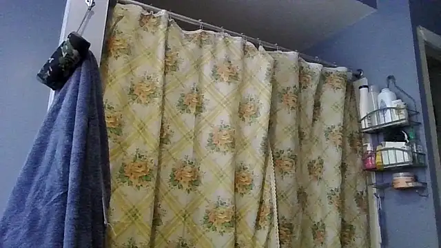 wecrulb online show from December 2025 02:54:01 PM