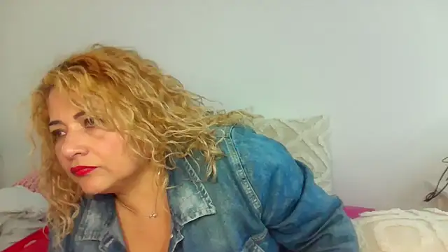 mariajosebarrazaa online show from March 2026 04:10:01 PM