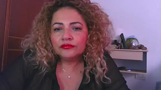 Snapshot of mariajosebarrazaa chatting on May 2026 04:48:01 PM mariajosebarrazaa online show from May 2026 04:48:01 PM