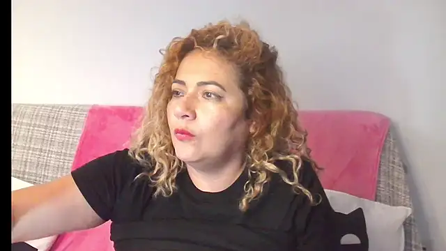 mariajosebarrazaa online show from February 2026 09:25:01 PM