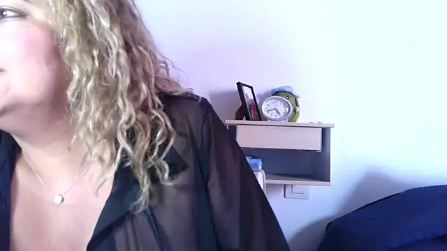 mariajosebarrazaa online show from March 2026 03:35:01 PM