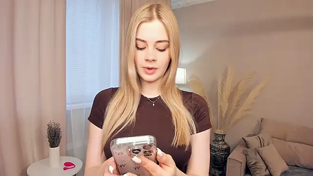 Snapshot of country_fox chatting on February 2026 08:22:01 AM country fox online show from February 2026 08:22:01 AM