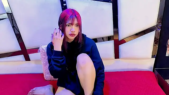 NamiMoon1 online show from December 2025 12:44:02 PM