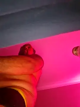 maannn8962 online show from April 2026 11:33:02 PM