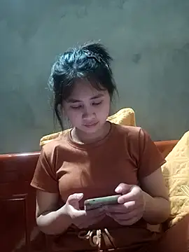 Him MountainGirl online show from February 2026 01:33:02 PM