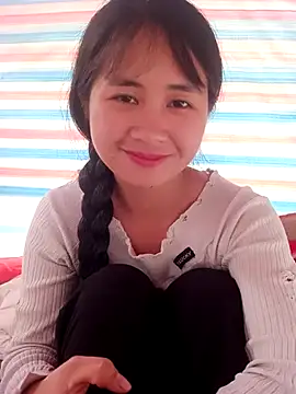 Him MountainGirl online show from February 2026 02:33:02 AM